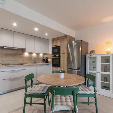 Le Panorama By Plaza Apartment Chalifert Bagian luar foto
