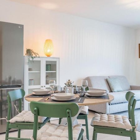 Le Panorama By Plaza Apartment Chalifert Bagian luar foto