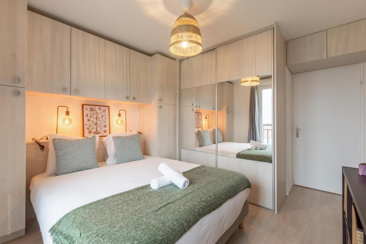 Le Panorama By Plaza Apartment Chalifert Bagian luar foto