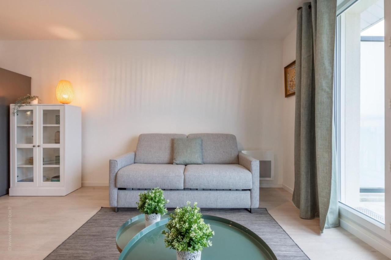 Le Panorama By Plaza Apartment Chalifert Bagian luar foto